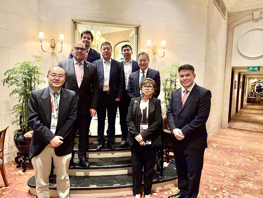 MEBO International Enhances Global Cooperation at the APEC CEO Summit 2024 Forum
